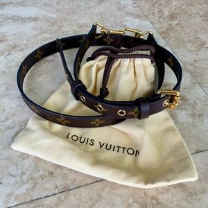 Authentic Louis Vuitton shoulder strap Monogram w/dust bag. NEW